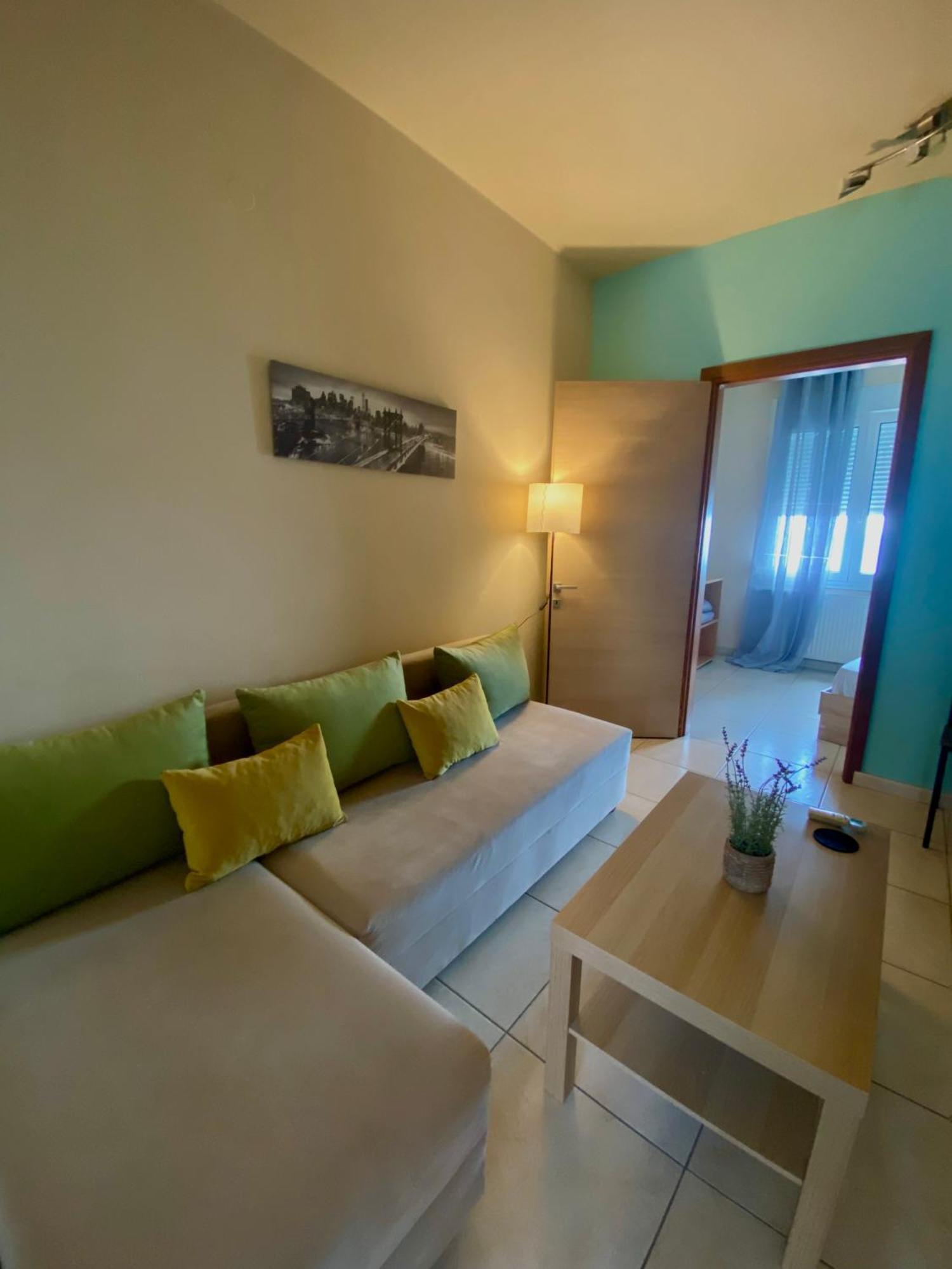 Zisis Apartments No3 Kavála ภายนอก รูปภาพ