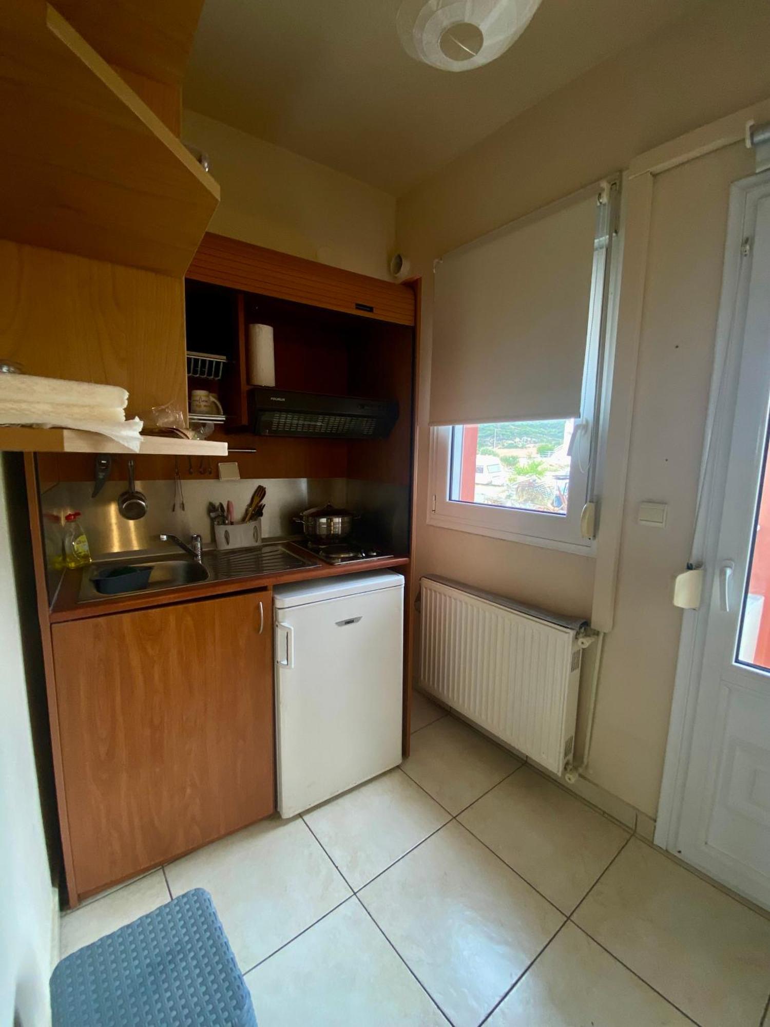 Zisis Apartments No3 Kavála ภายนอก รูปภาพ